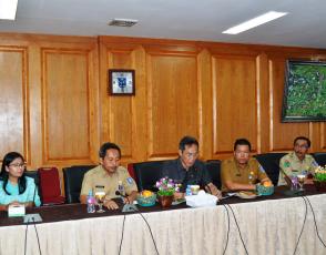 Plt Gubernur Bangka Belitung, Dr Yuswandi A Tumenggung 