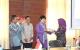 Penyerahan Tanda Kenangan 